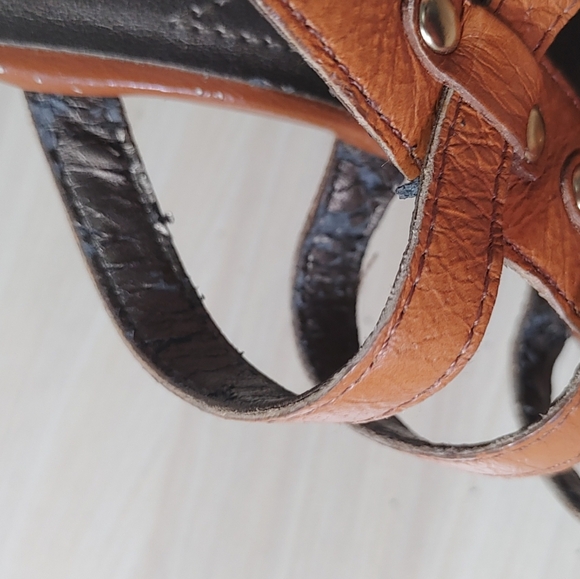 Tahari Alberto Gladiator Style Heels Size 9.5 - Picture 8 of 11